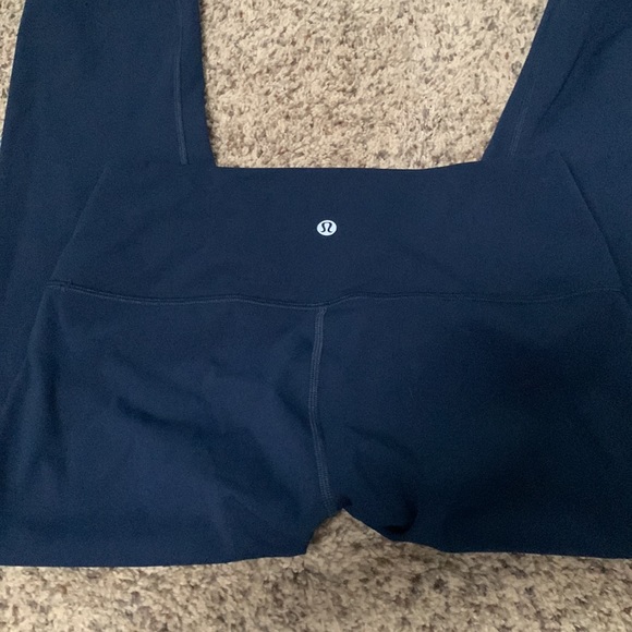 Lululemon wunder under size 10 crop 21 inch - Picture 2 of 4